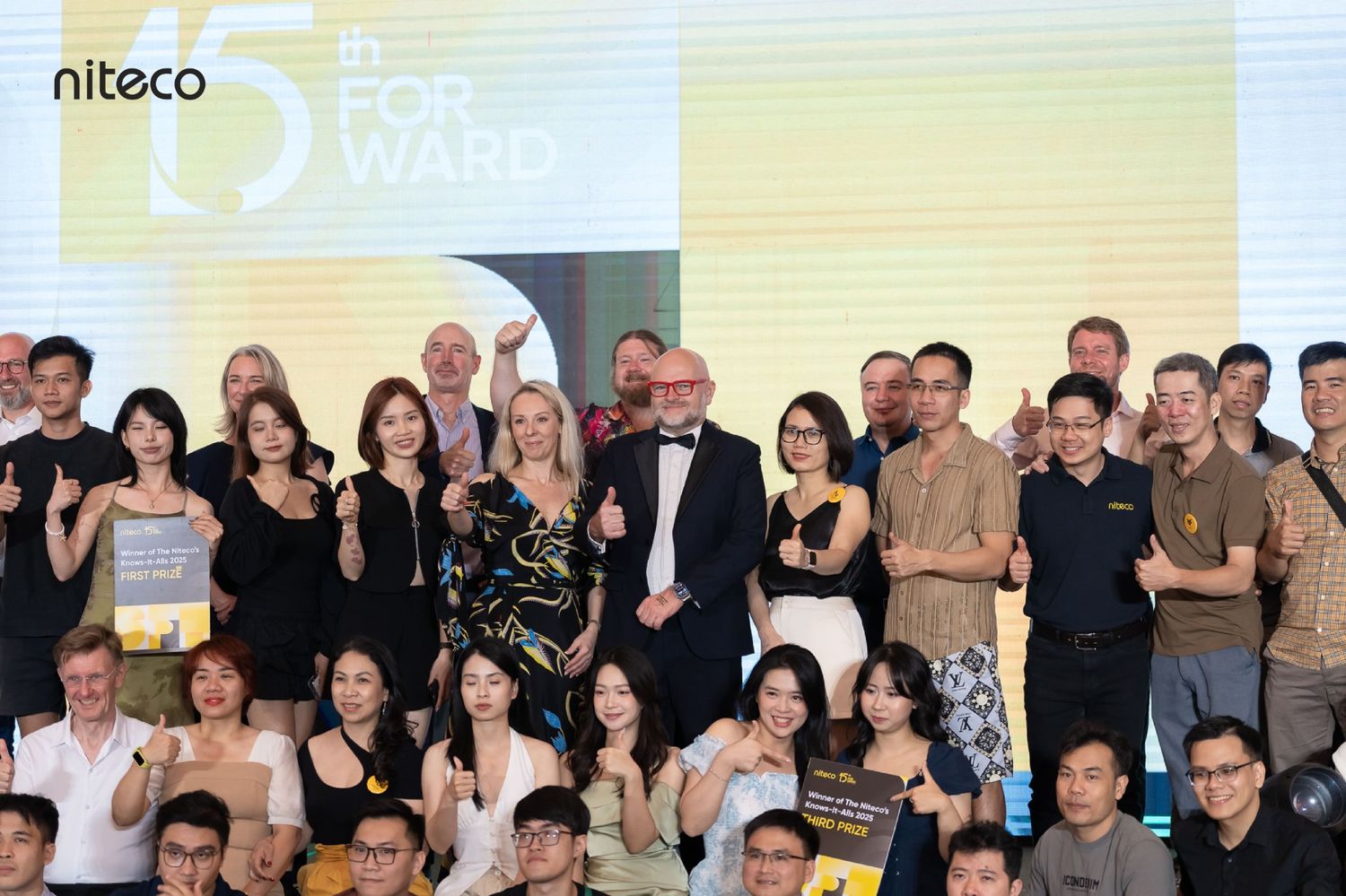 Gala Dinner: Warm Gathering, Genuine Fun & a “Fire” Finale